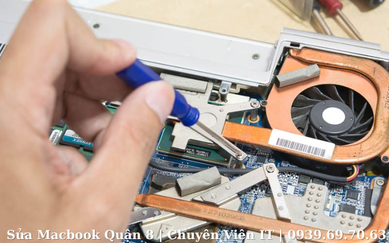 sửa Macbook Quận 8