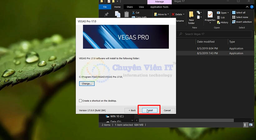 Chọn Install