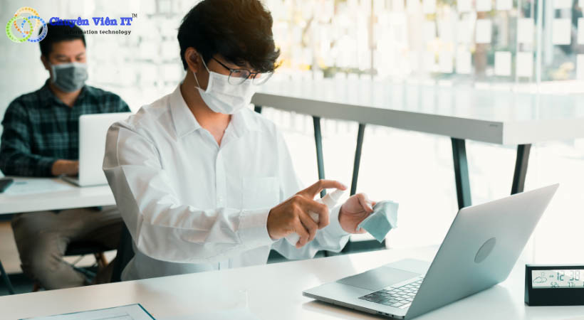 Lưu ý khi sửa dụng loa Laptop.