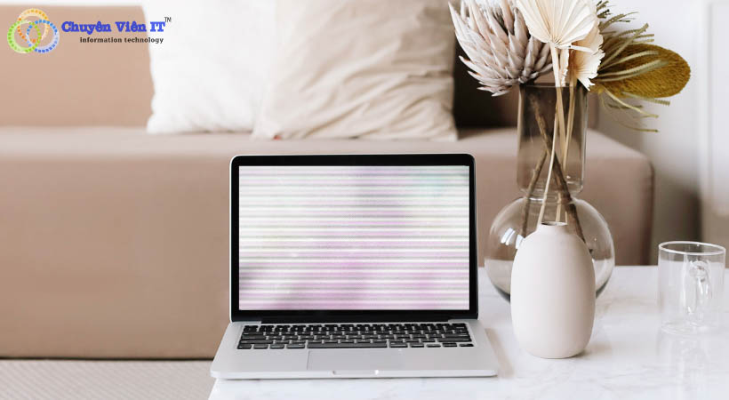 màn hình Macbook bị sọc ngang dọc