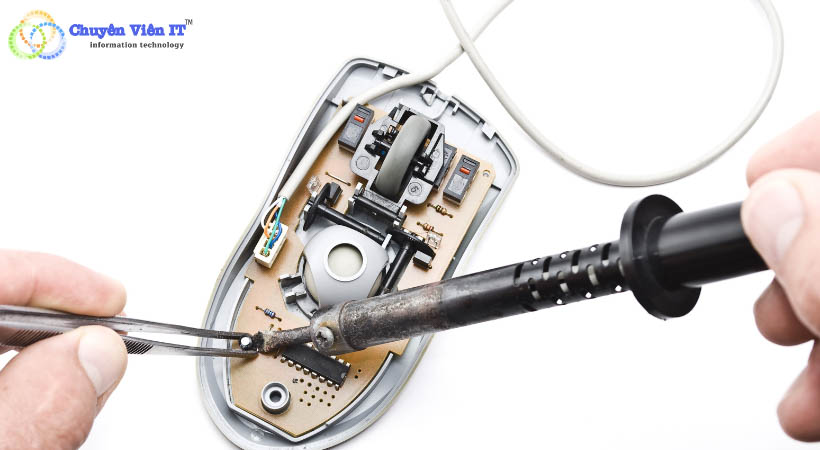 Chuột bị đơ do lỗi phần mềm