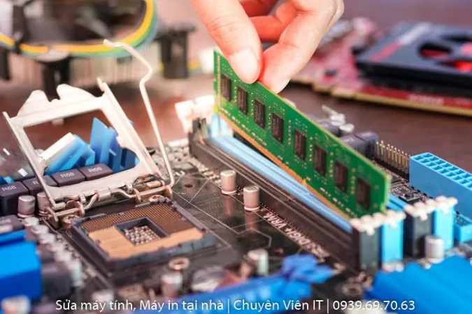 Chuyên Viên IT hỗ trợ đa dạng các loại dịch vụ về máy tính