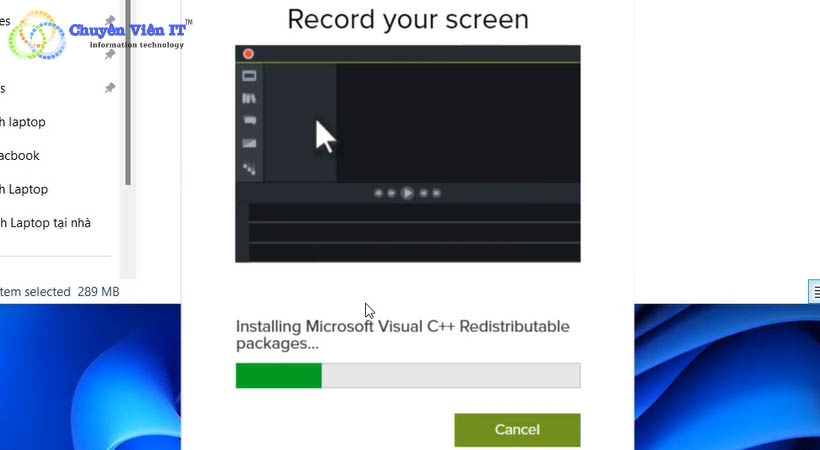 Đợi cài đặt Camtasia